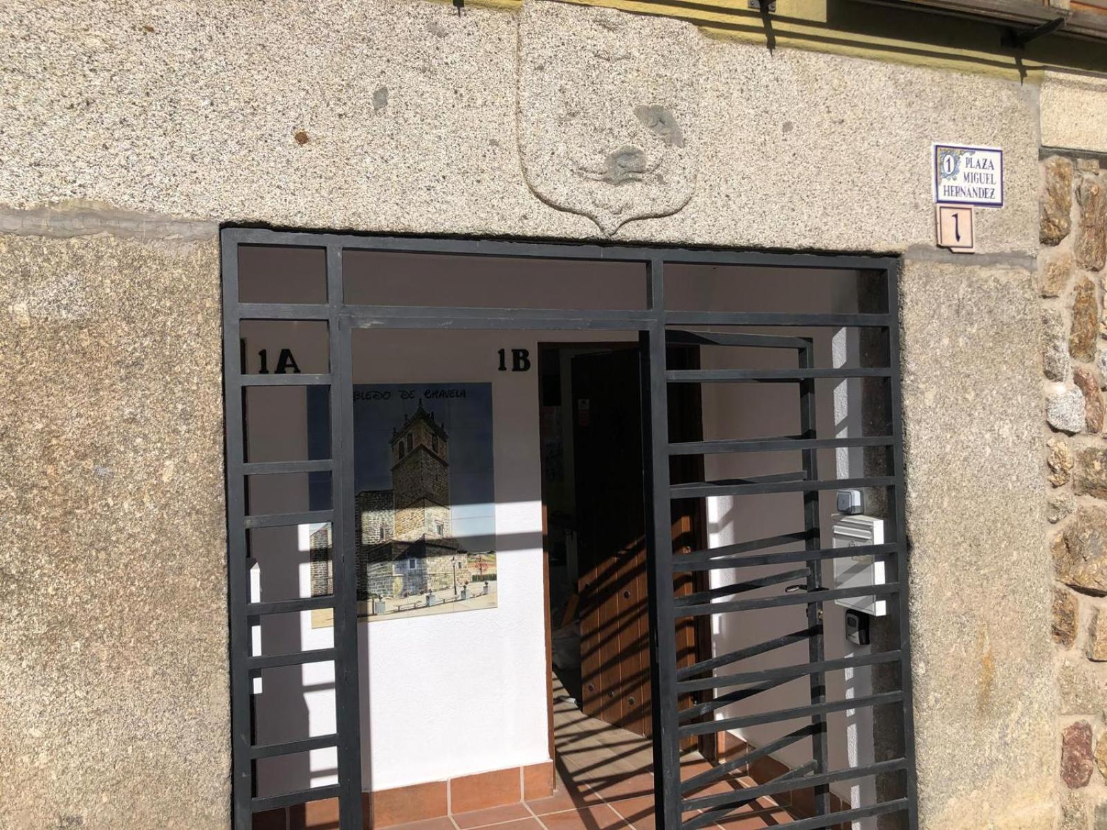 Apartamento Robledo De Chavela Plaza 1A Eksteriør bilde